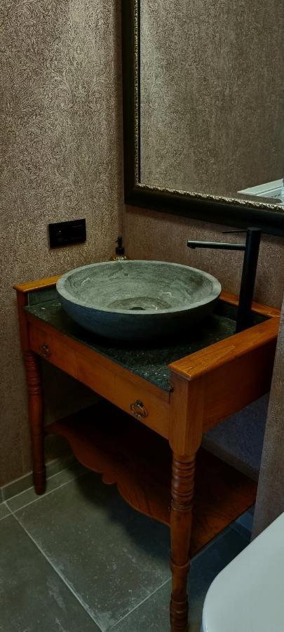 אוסטנדה Logies La Chevre Folle - Lodging & Cooking In Style With Shared Kitchen מראה חיצוני תמונה